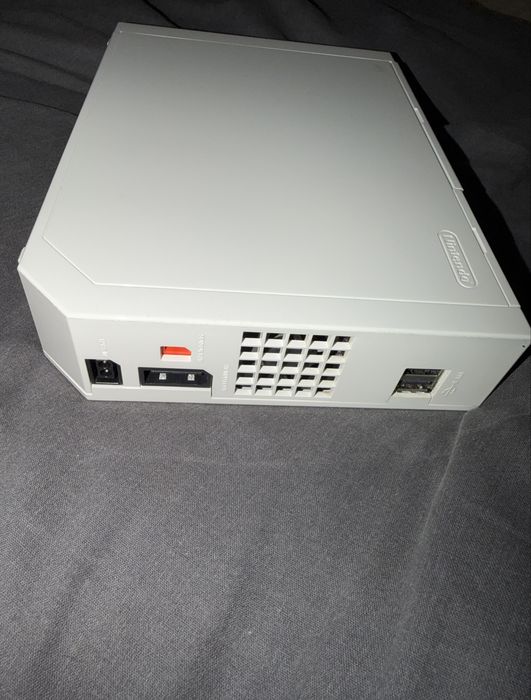 Consola Nintendo WII + 2 controllere + Nunchuck + jocuri