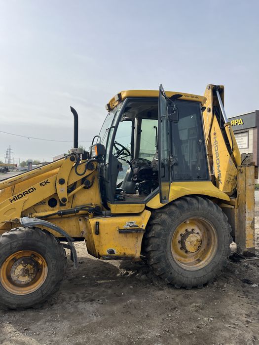 Экскаватор погрузчик