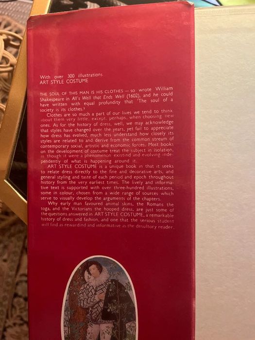 Carte Art Style Costume by Adina Nanu, Buc. 1981