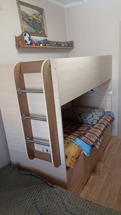 Кровать двухъярусная 180/80