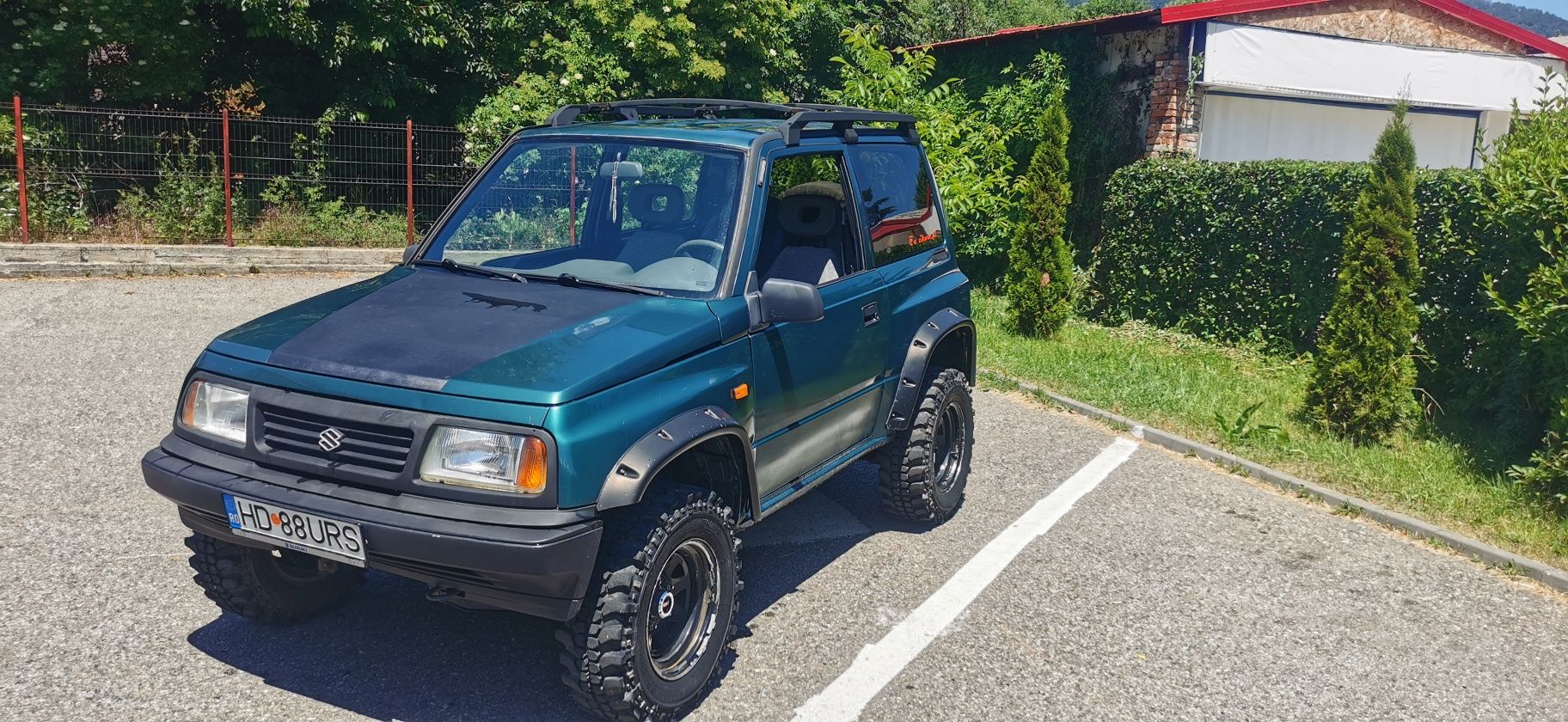 Se vinde Suzuki vitara metaltop