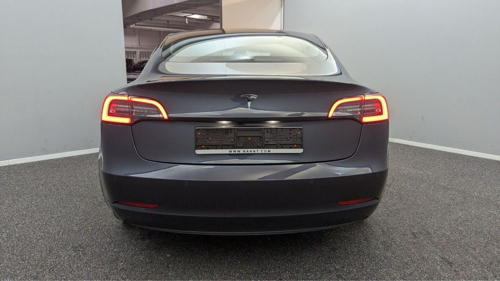 Dezmembrez Tesla Model 3, Dual motor