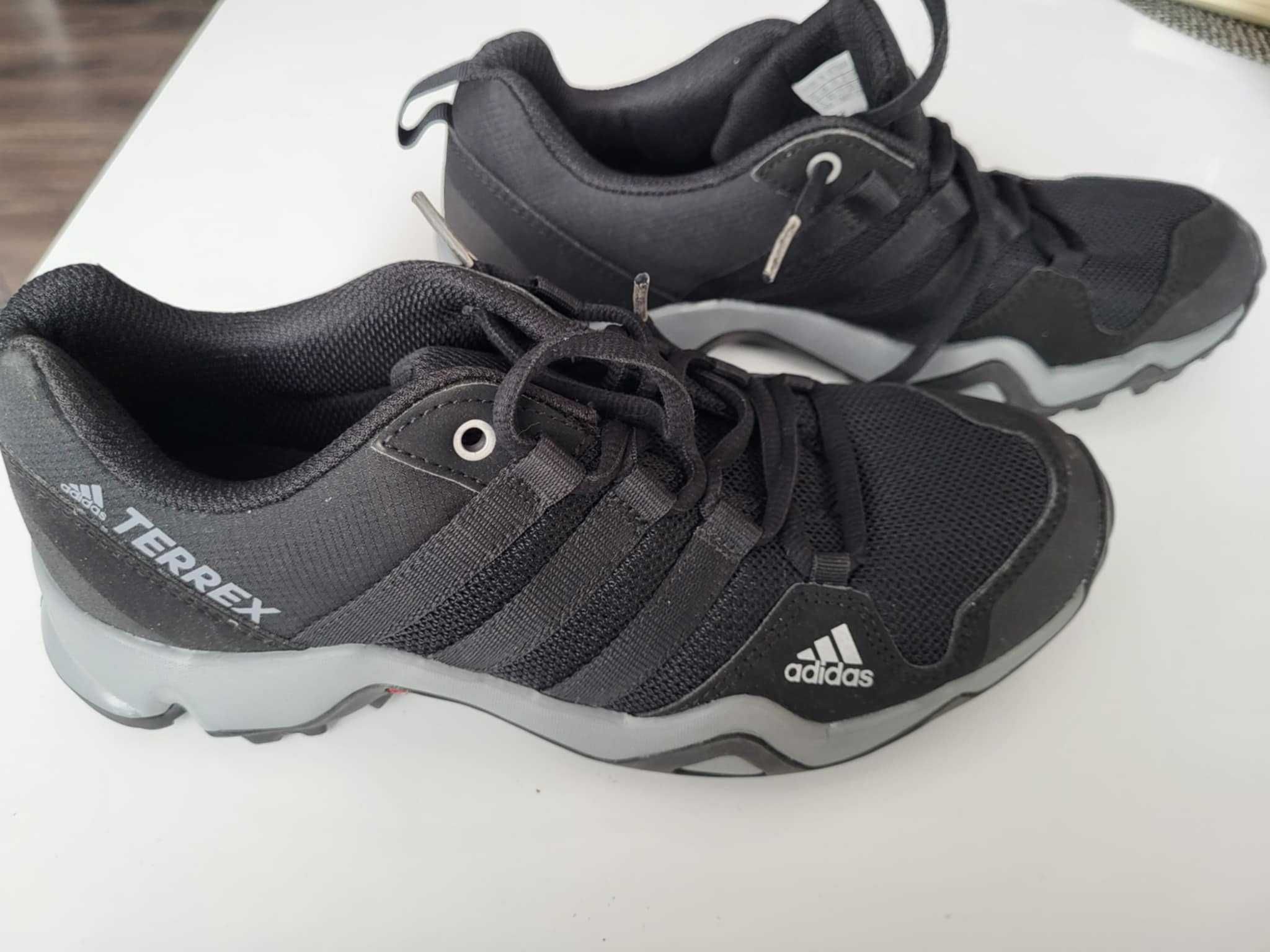 Детски маратонки Adidas TERREX