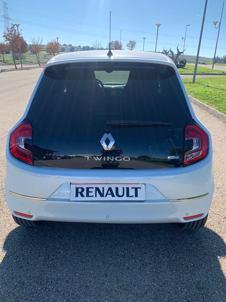 Renault Twingo Electric Vibes
Vehic