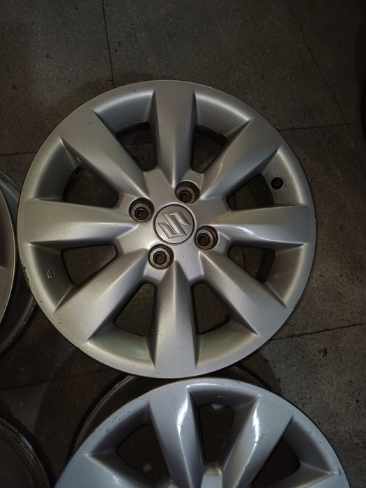 Джанти 15 Сузуки