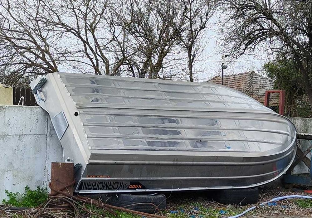 Barca de aluminiu cu motor Yamaha 15cp