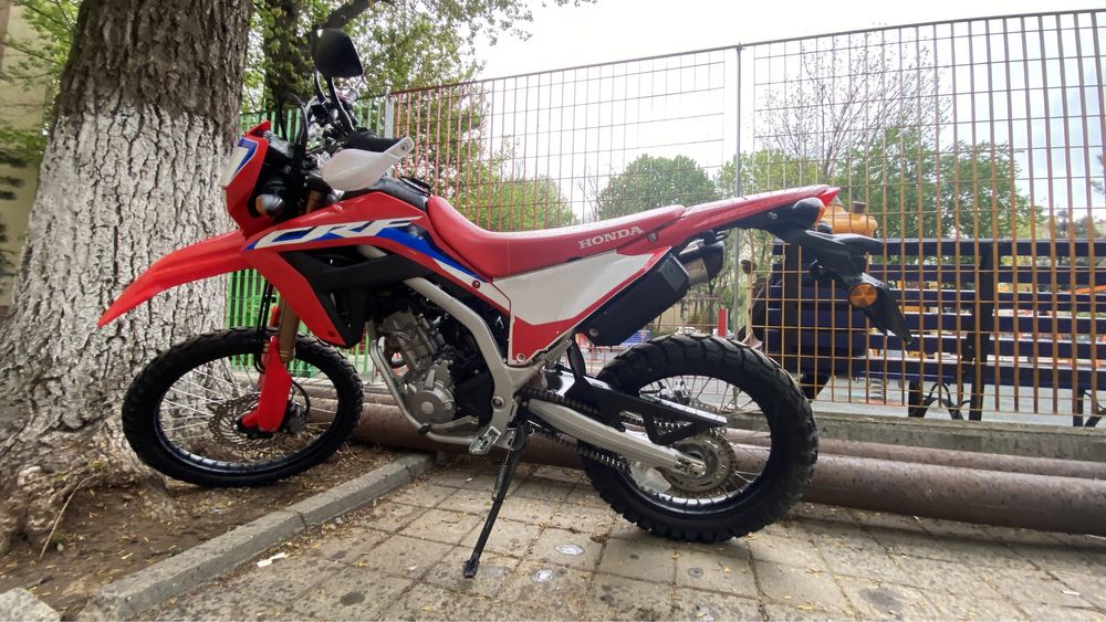 Honda crf 300l 2021 schimb cu scuter sau moto cu cardan.