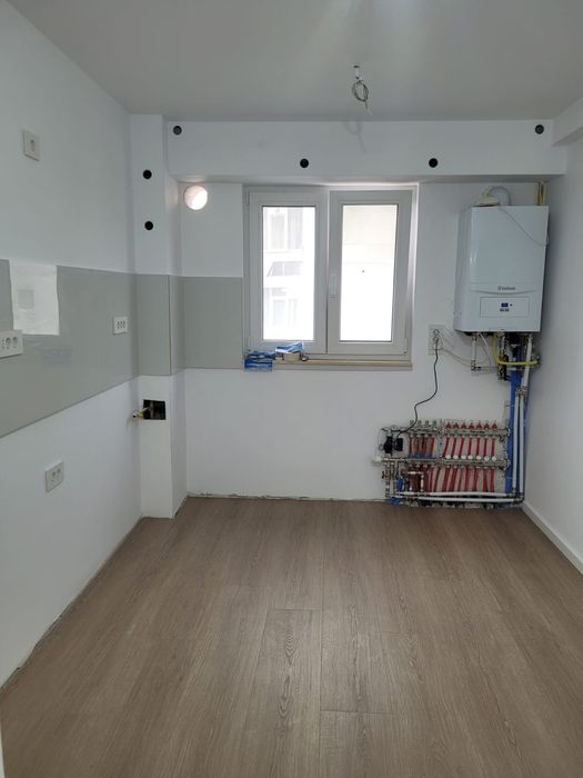 Montez Mobila : Dedeman, Ikea, Leroy Merlin...