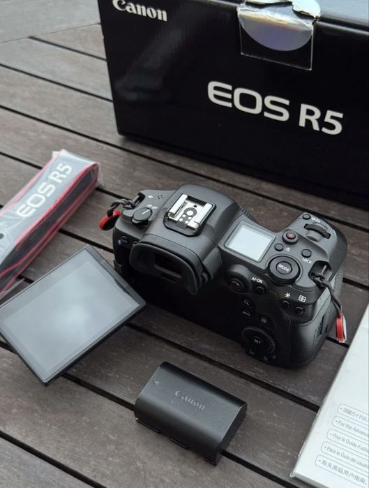 Canon r5 body full frame stare excelenta