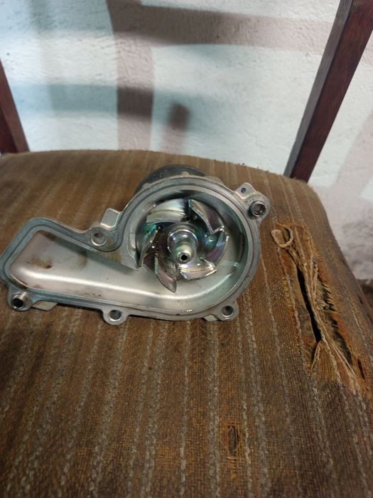 Продается помпа Киа Sportage