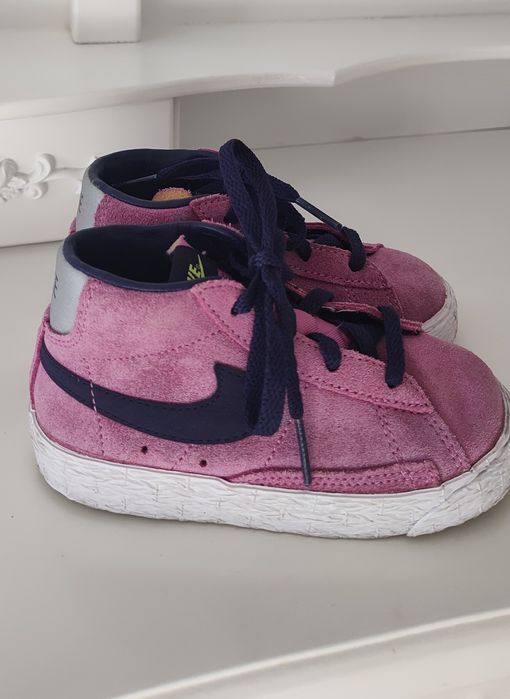 Teniși înalți Nike 24