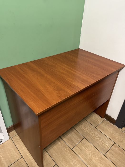 Офисная парта 1шт