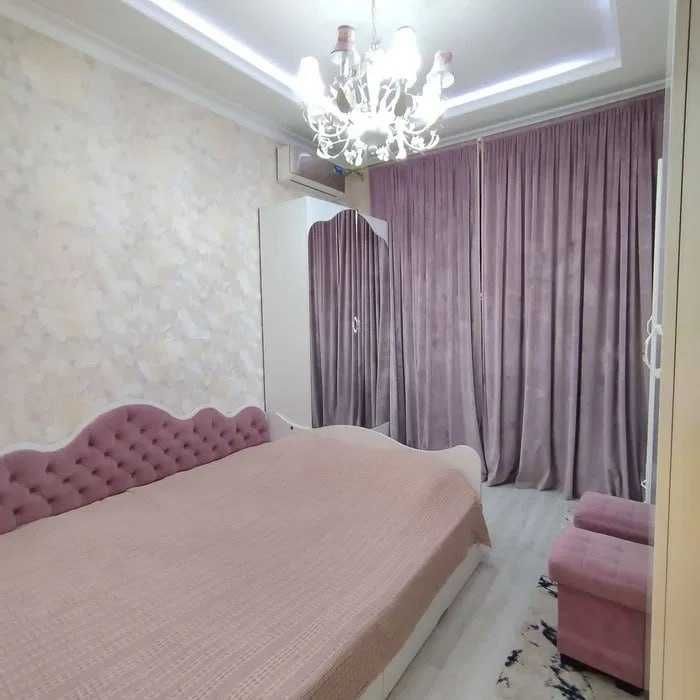 Family house 8 роддом, 4 комнатная 101м2 ЕВРО ремонт с обстановкой