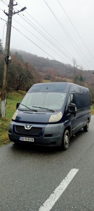 Vând Peugeot Boxer