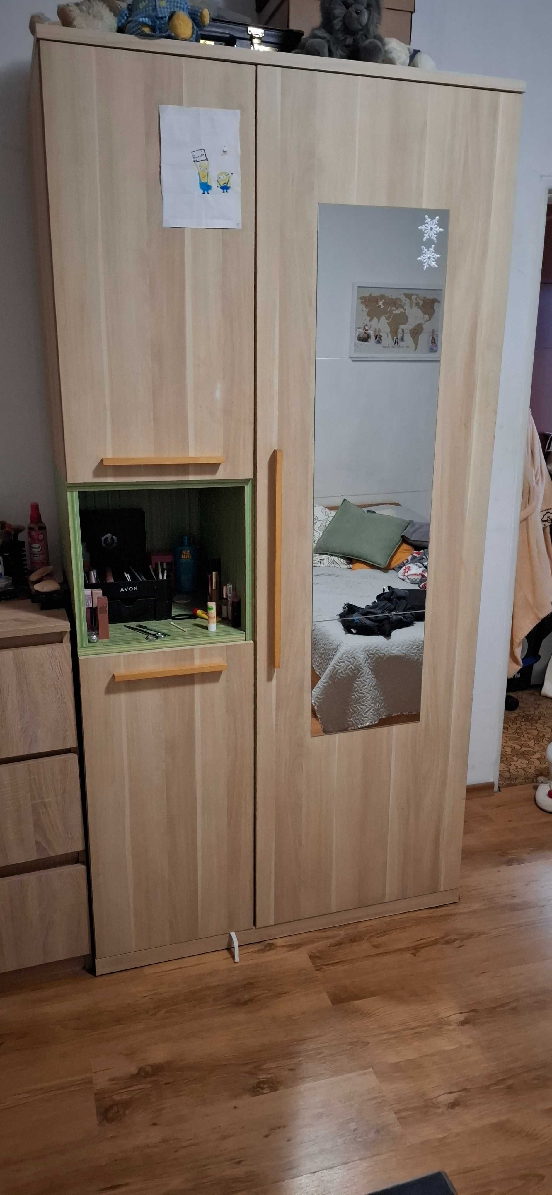 Гардероб двукрилен
