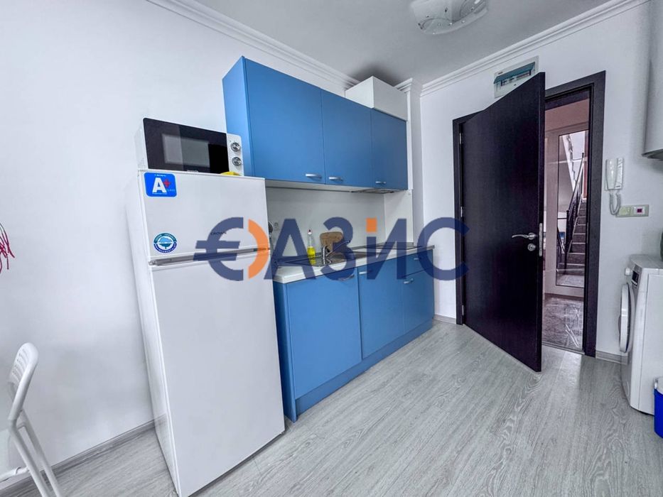 Продава се Едностаен апартамент в Свети Влас - 35 кв.м за 1415 €/кв.м - Снимка #2