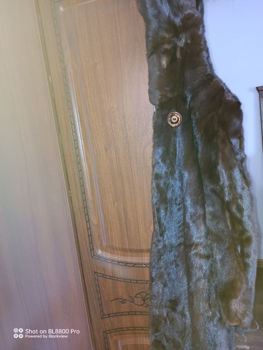 Норковая шуба с капюшоном