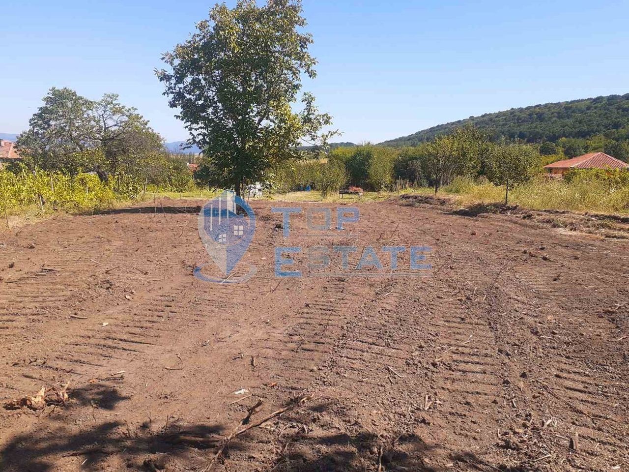 Продава се Парцел в с. Мерданя, Област Велико Търново - 900 кв.м за 17 €/кв.м - Снимка #2