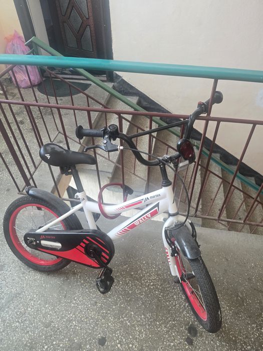 Bicicletă pentru copii cu pedale