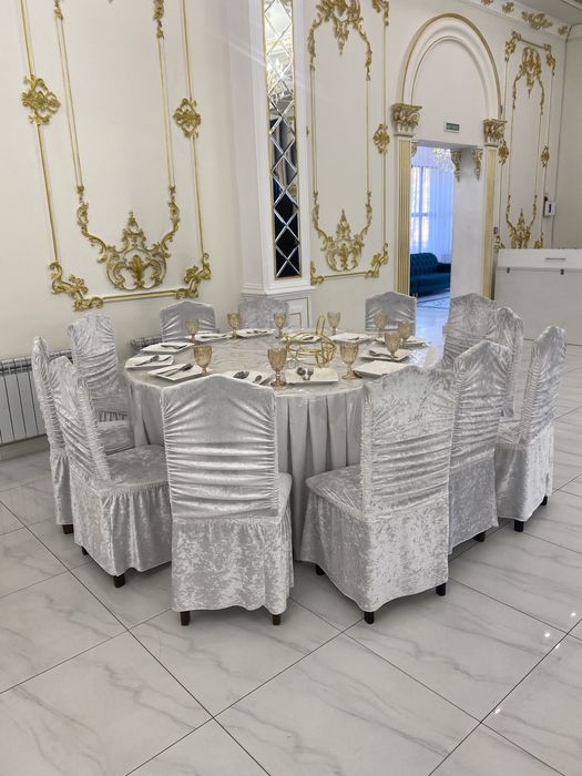 Стулья, столы для кафе, ресторана с чехлами бу