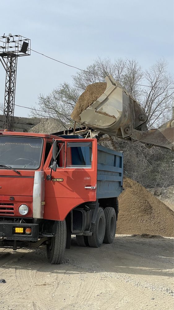 Доставка камаз сникерс пгс отсев щебень