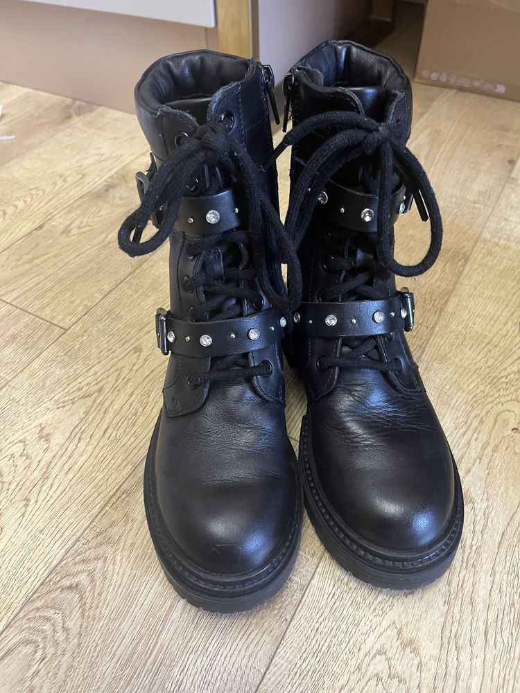 Осенние ботинки Zara 34 размер (21,6см)