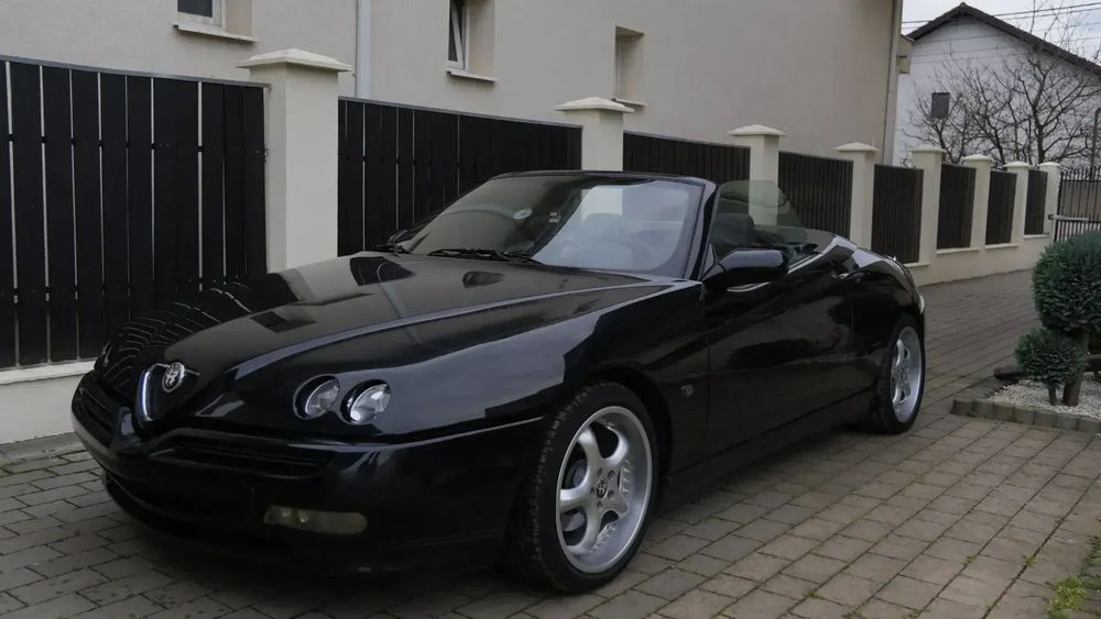 Alfa Romeo Spider Vand sau schimb Alfa Spider 916 Cititi descrierea cu atentie