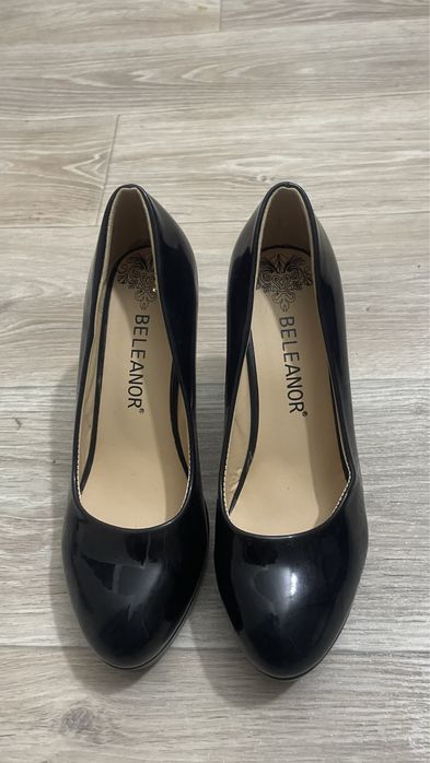 Туфли  размер36.