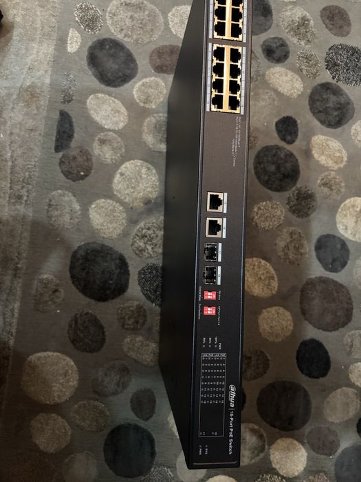 Коммутатор Dahua