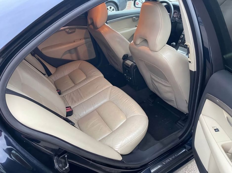 Vând /Schimb  Volvo S80