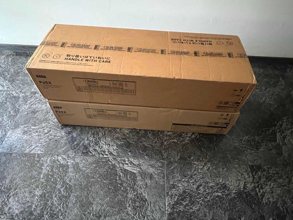 Korg Pa5X 76 International