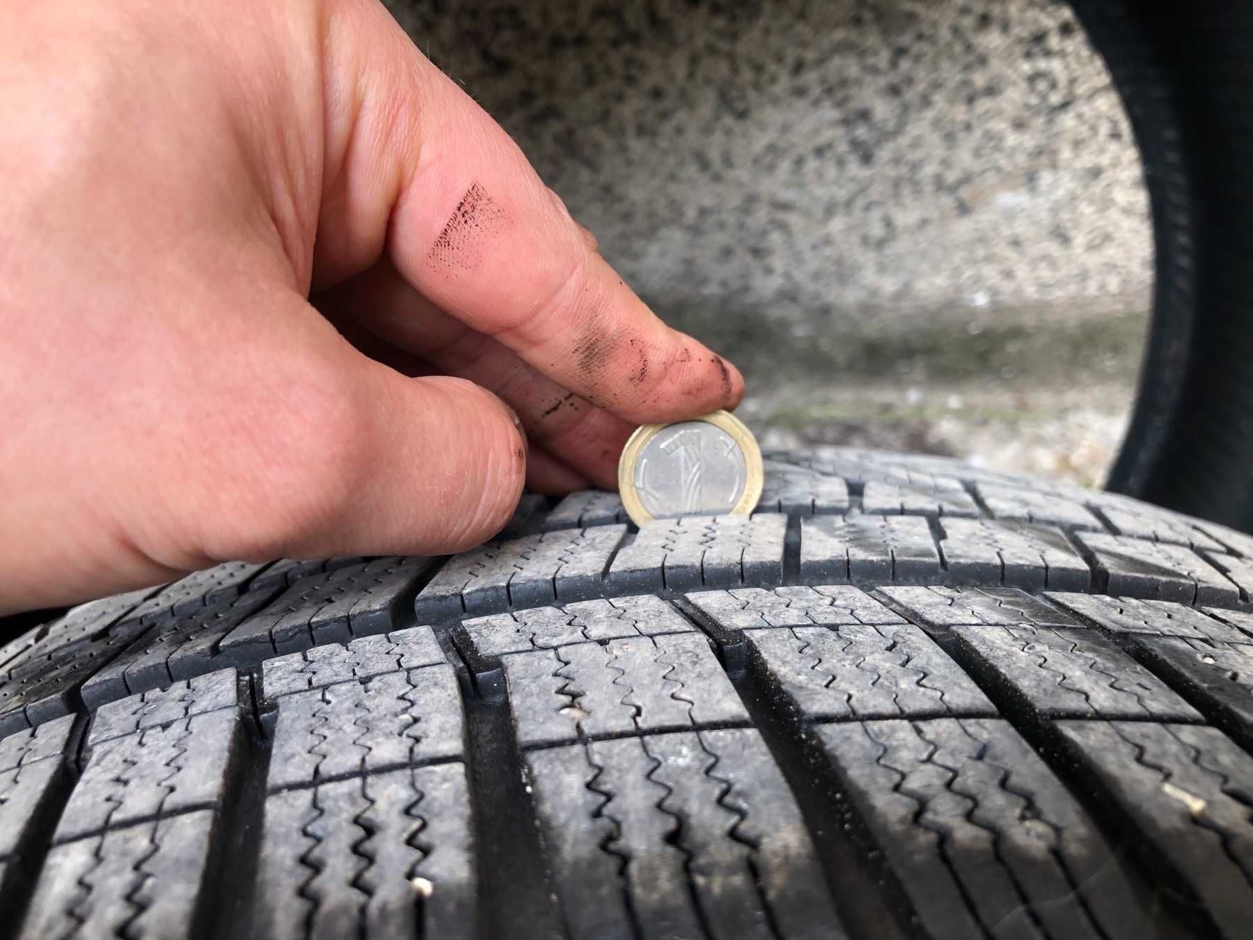 4 бр. зимни гуми 225х50х17 - 2 бр Firestone 2522 + 2 бр Hankook 3620