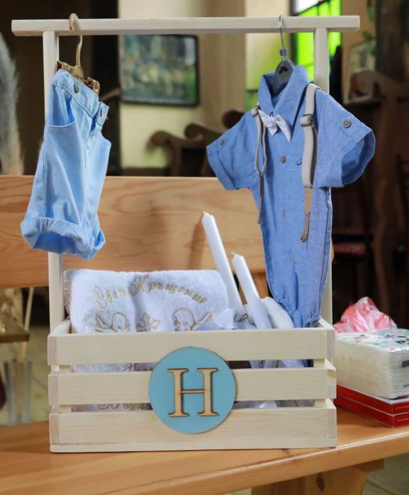 Бебешко гардеробче статив закачалка гардероб за кръщене