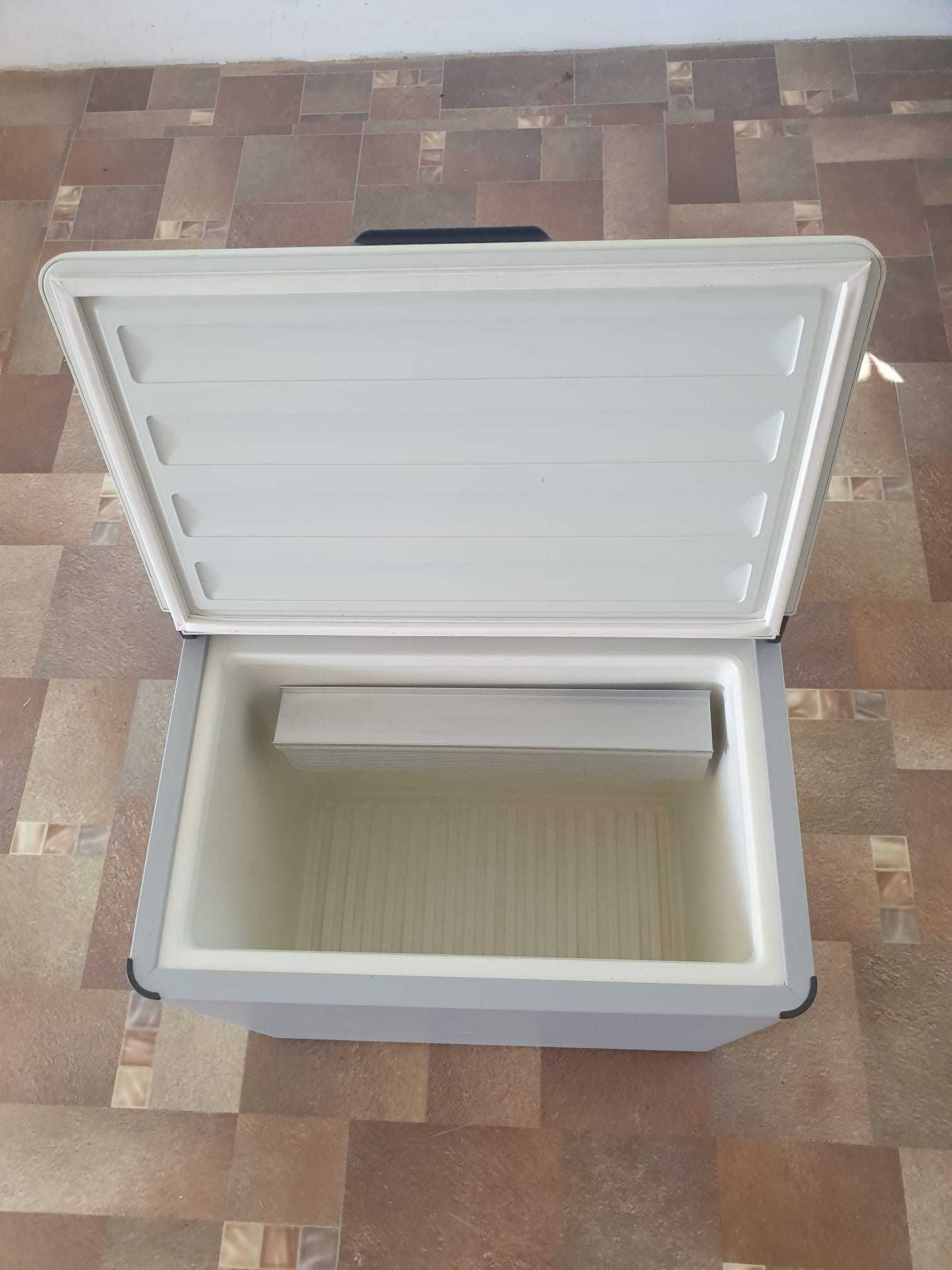 Frigider de camping Electrolux