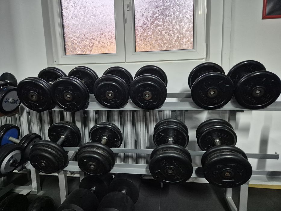 Set gantere/ 5 perechi/ 216 kg /Conditie foarte buna !!!