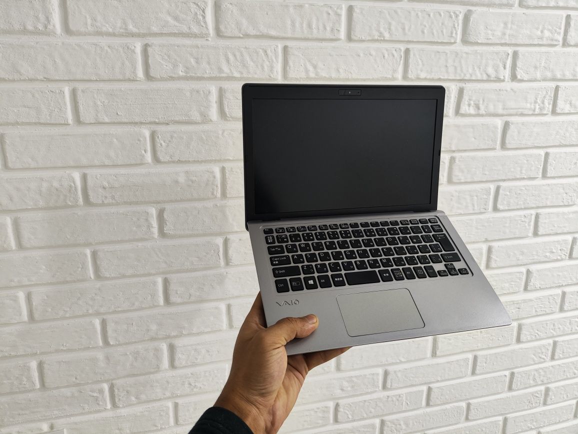 Sony Vaio S11 I5 6200 8/256