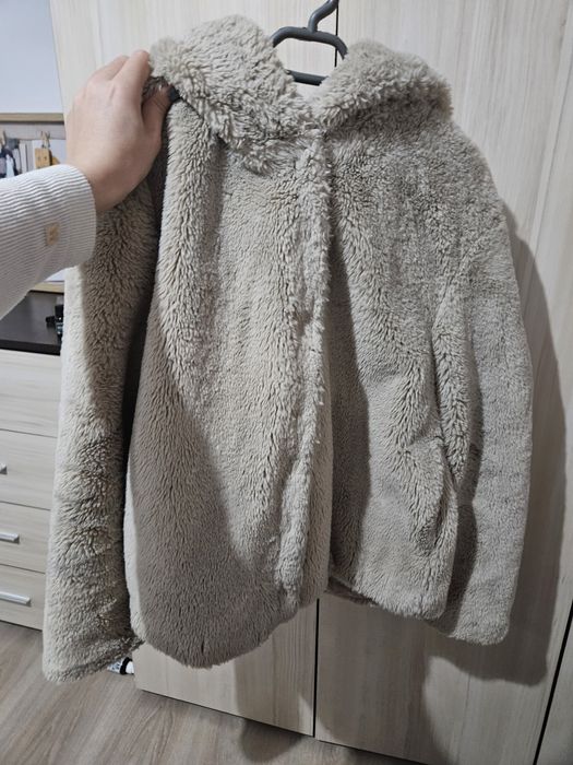 Палто на Stradivarius