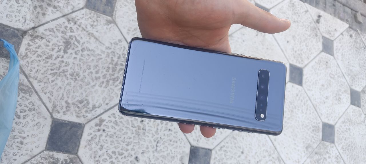 Galaxy s10 plus 8/256GB