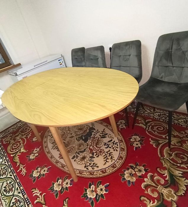 Стол раскладной, овальный