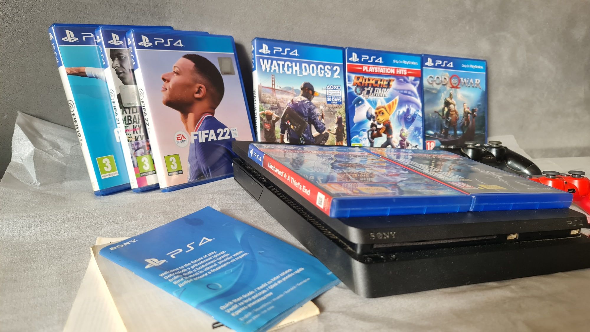 Playstation 4 Slim 1 TB+ 2 джойстика+ 8игри