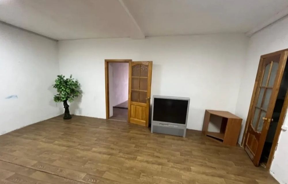 Коммерческое Здание 820квм