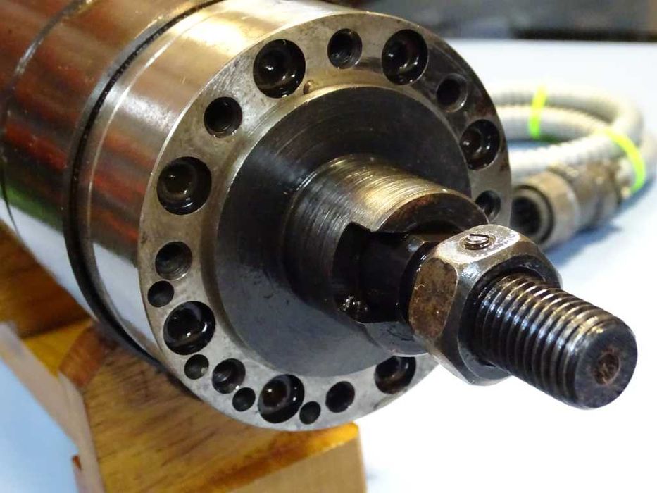 Електрозатегач ПРИЗ ТВ-05 електромеханична глава за струг PRIZ ТВ-05