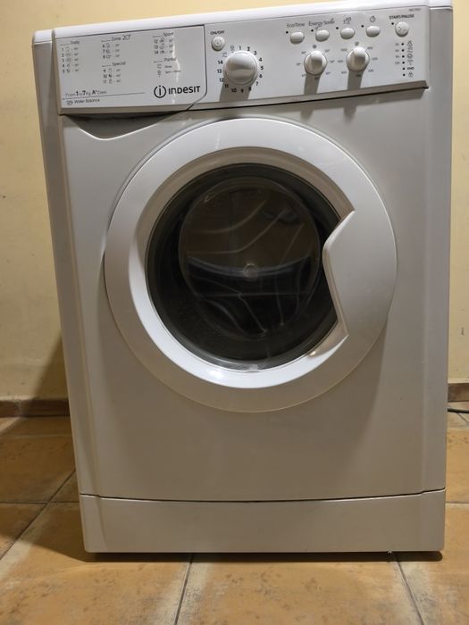 Пералня Индезит 7 кг