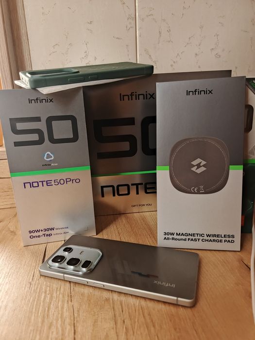 NOTE 50 PRO сотилади холати янги gift books билан. Официальный товар