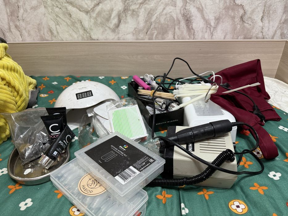 Продам набор для маникюра