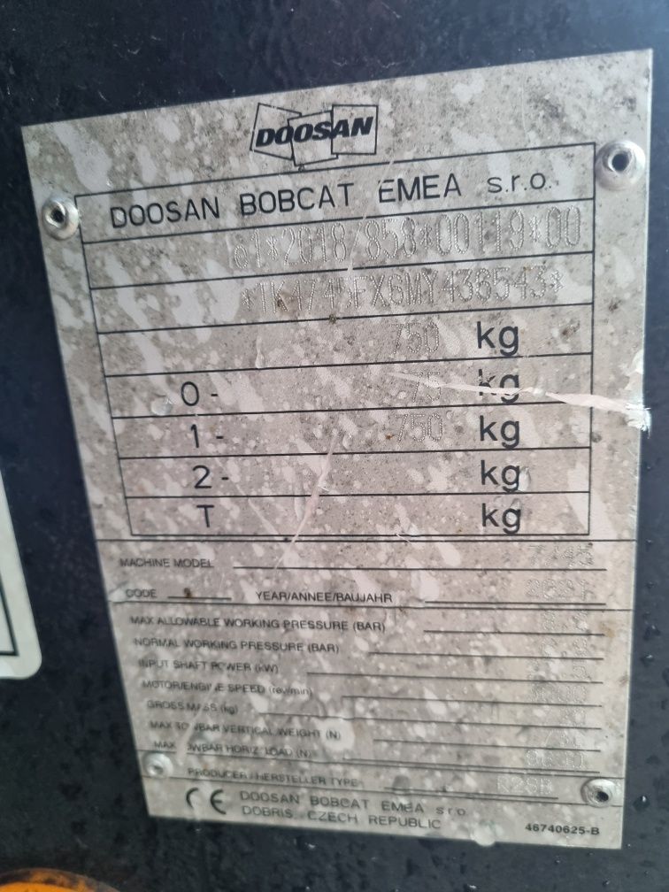 Doosan 7/45 motocompresor tractabil din 2021