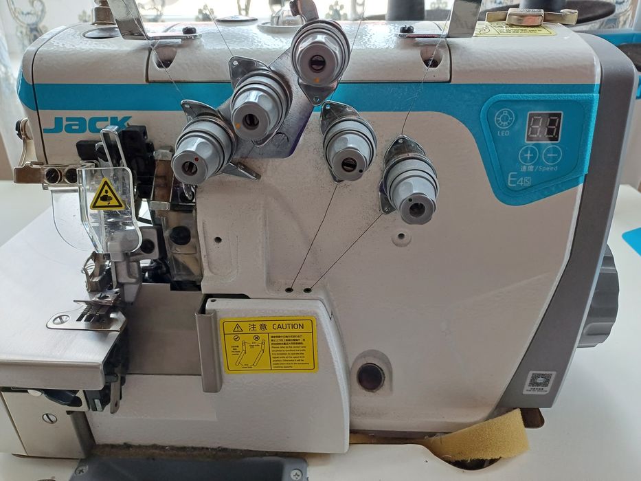 Промышленный оверлок