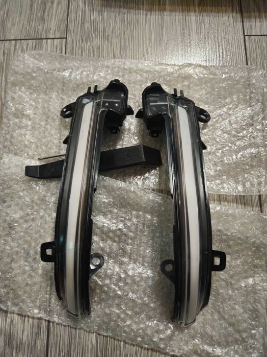 Semnalizări Dinamice BMW