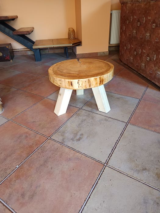 Masa cafea trunchi larice