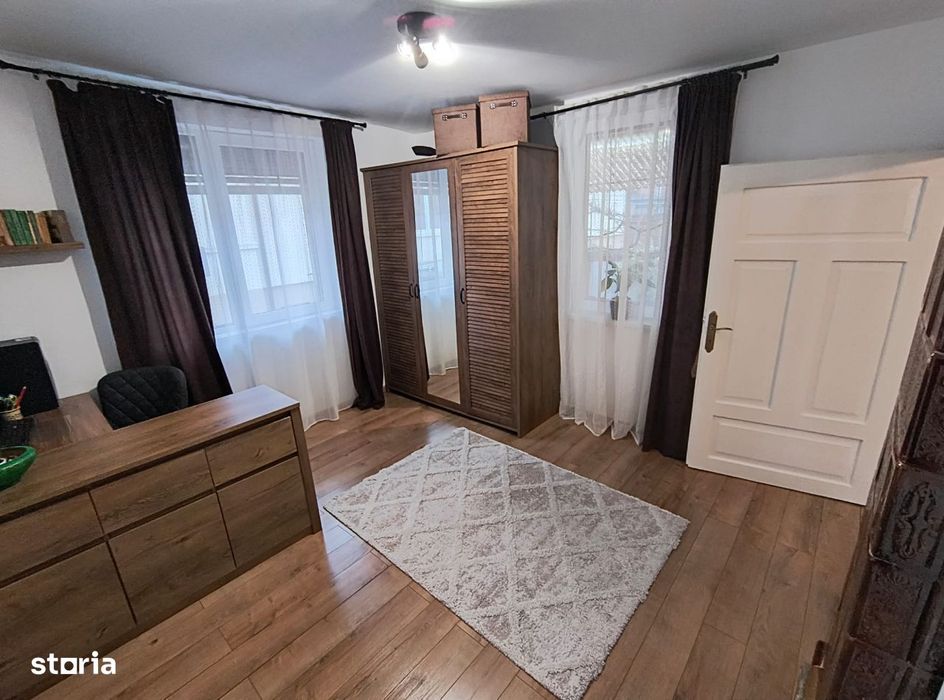 Casa cocheta in centrul orasului 51 mp, 108 mp teren, singur in curte